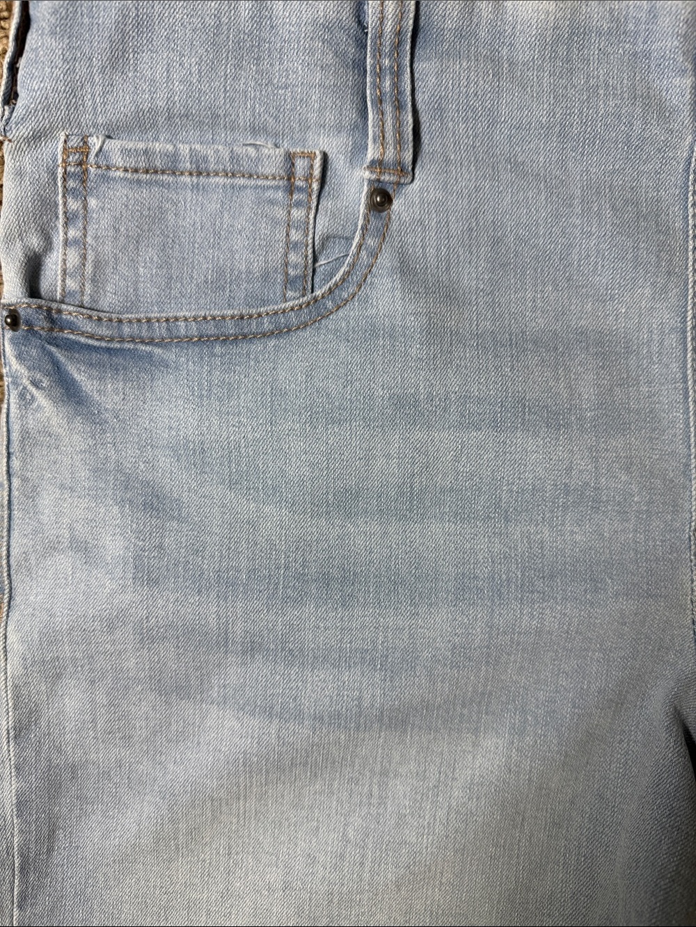 Time and Tru Light Blue Denim Cuffed Jean Shorts SKU1535 - Picture 3 of 12